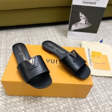 Louis Vuitton Slippers